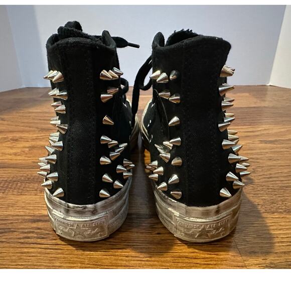 Converse Women’s Chuck 70 Studded High Tops with Scuffed Finish – Black – Size 6 - Picture 5 of 10